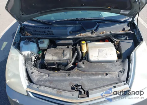 2004 Toyota Prius z USA, uszkodzony, nr VIN JTDKB22U740013705